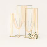 Suporte Arco casamento dourado elegante, ideal para destacar decorações e painéis personalizados no grande dia do casal.